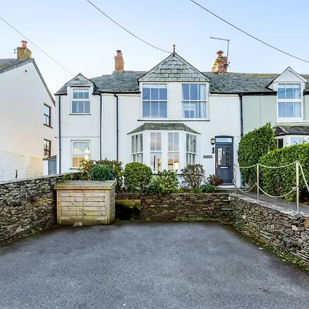 Holiday home Tre Lowen *